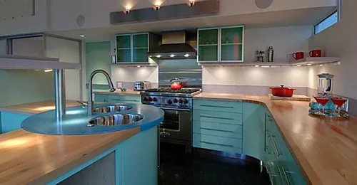 3-9-09-space-kitchen.jpg